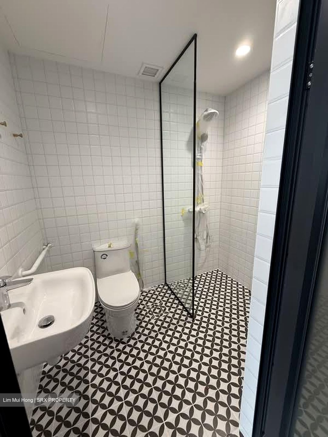 Koon Seng Road (D15), Terrace #601895921